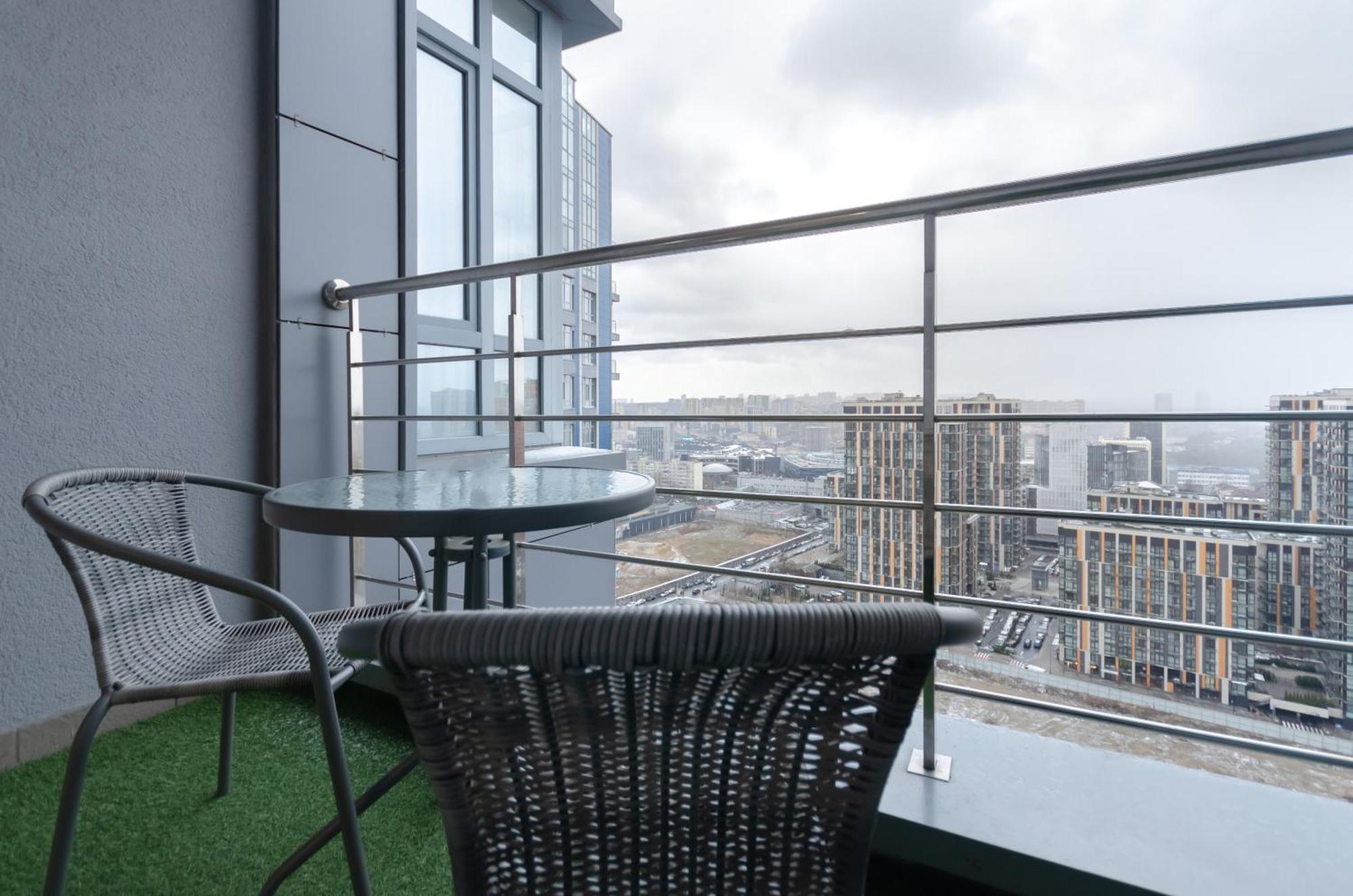 Petrovdom 408-467-471-277-377 In Central Park Cozy Apartments كييف المظهر الخارجي الصورة