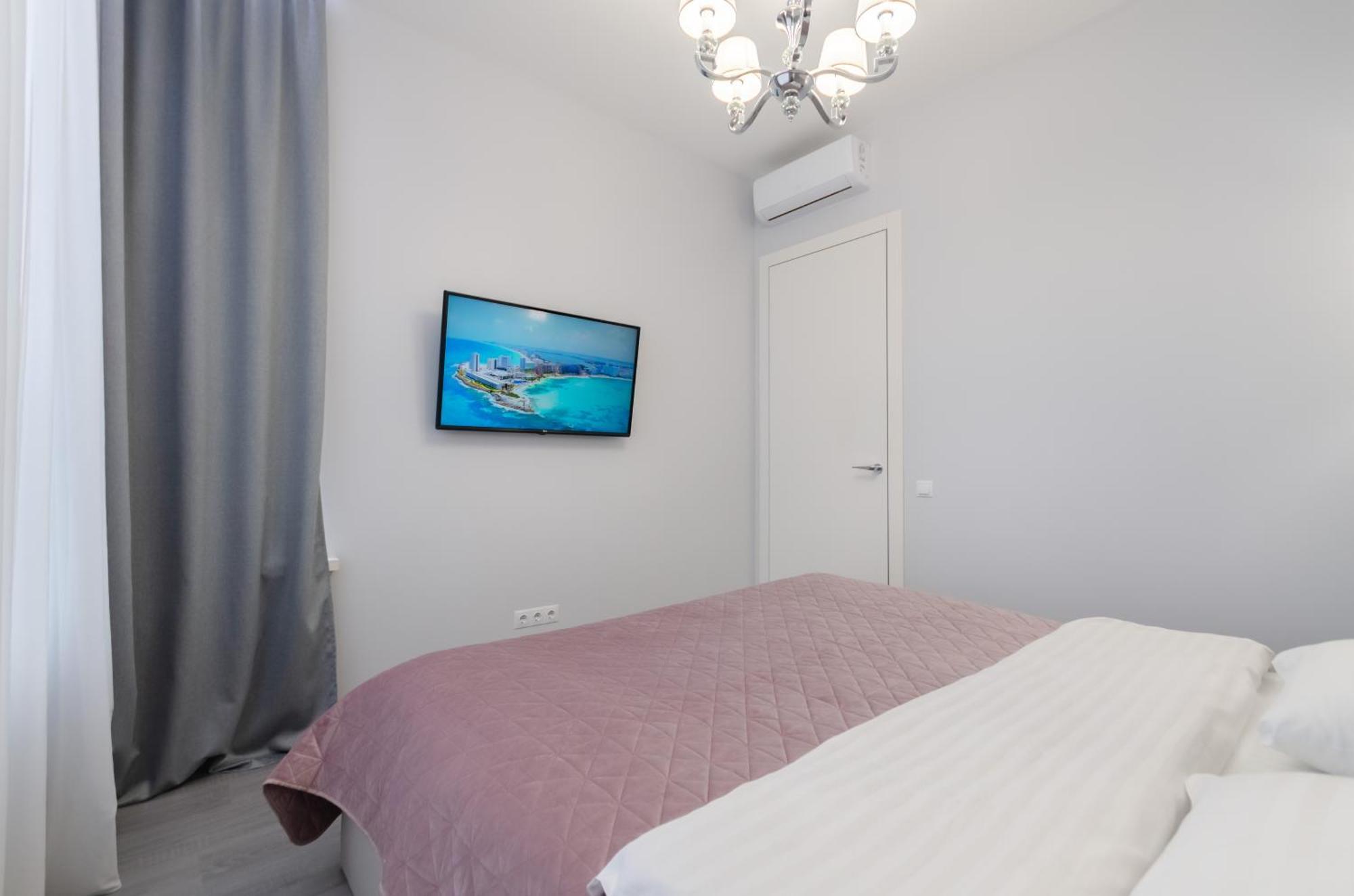 Petrovdom 408-467-471-277-377 In Central Park Cozy Apartments كييف المظهر الخارجي الصورة